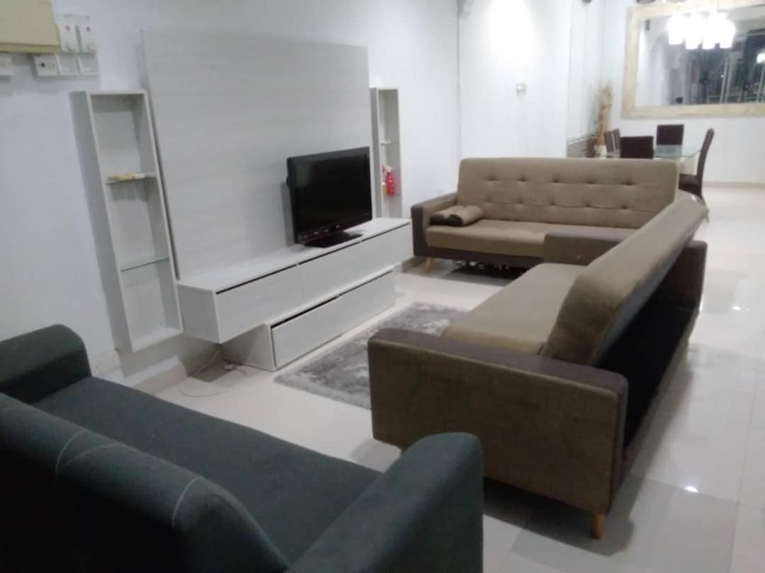Legacy Yumai Villa Куала Ромпин Екстериор снимка
